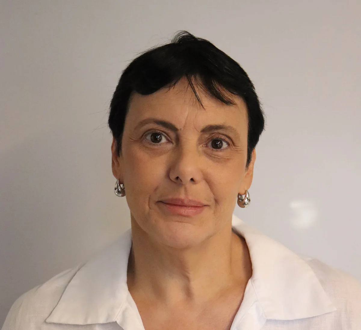 Ana Cláudia  Q. Gomes 
